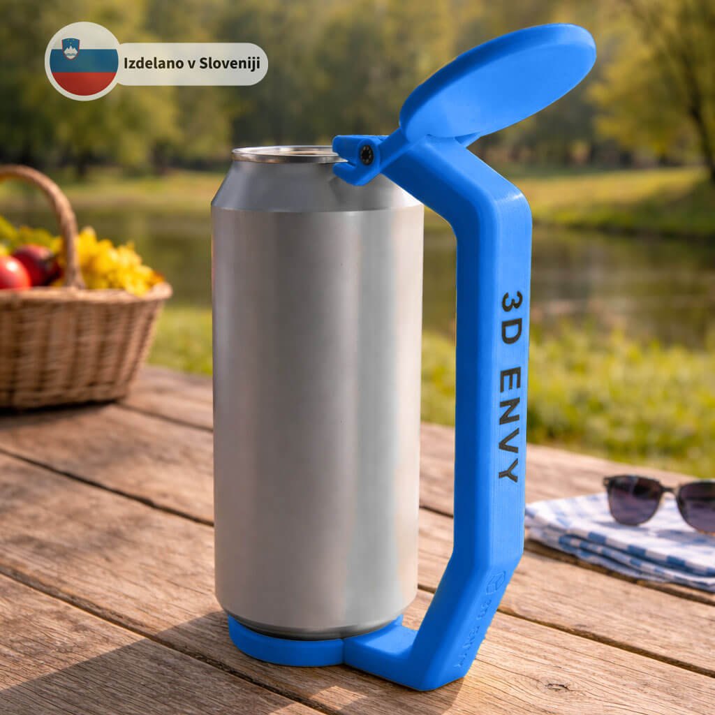 Držalo za pločevinke z imenom