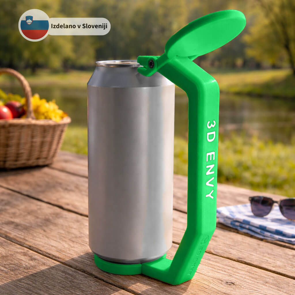 Držalo za pločevinke z imenom