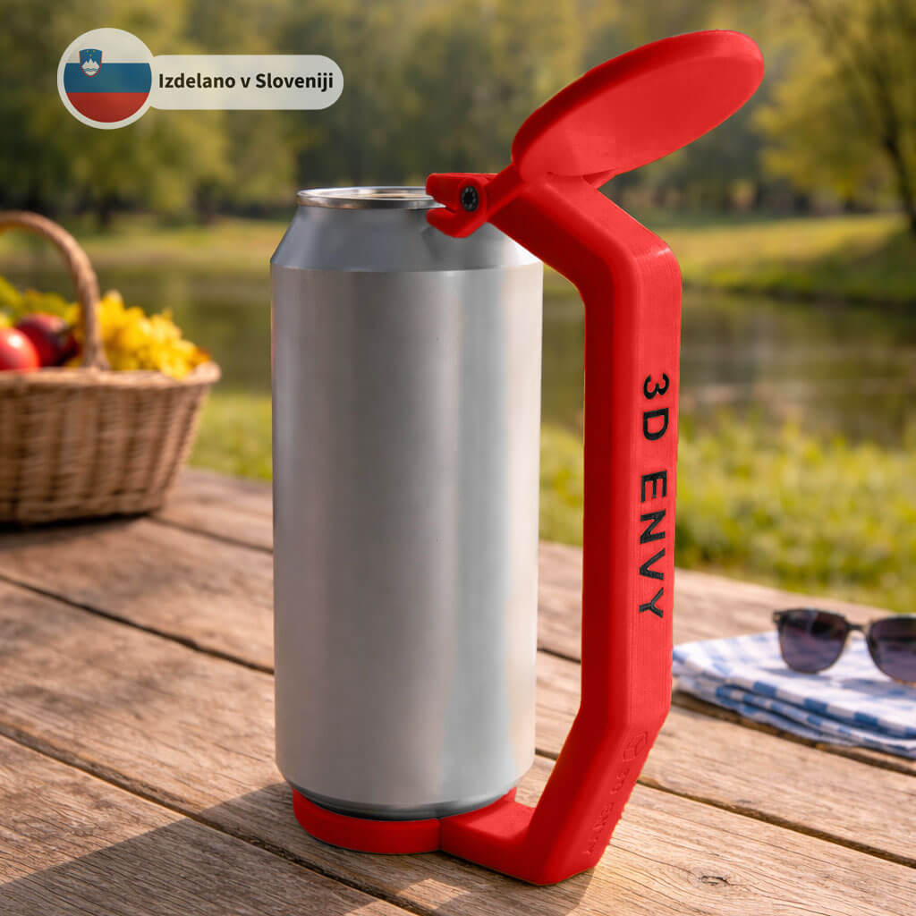 Držalo za pločevinke z imenom