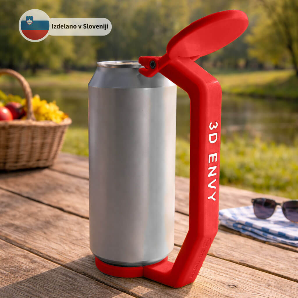 Držalo za pločevinke z imenom