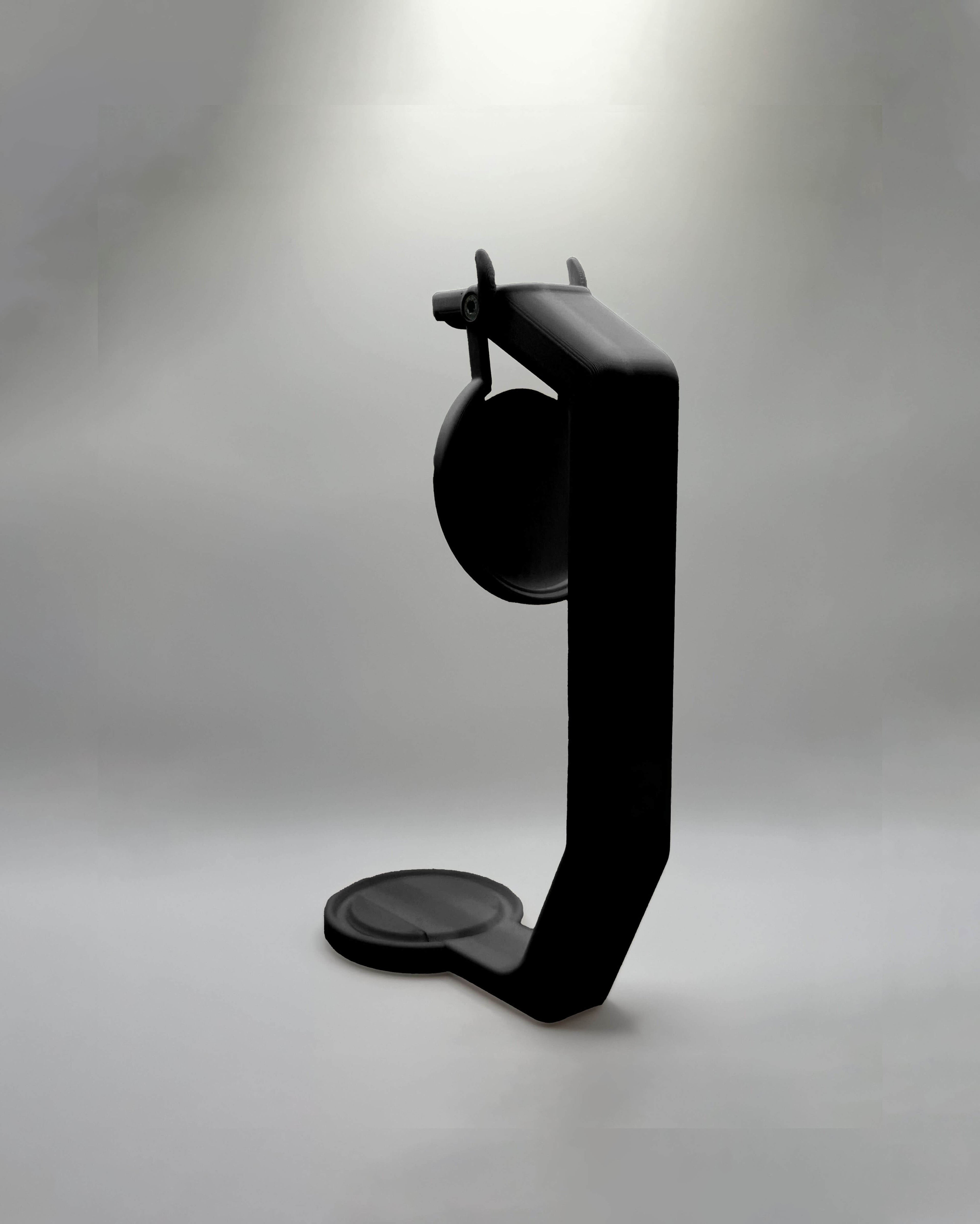 Držalo za pločevinke