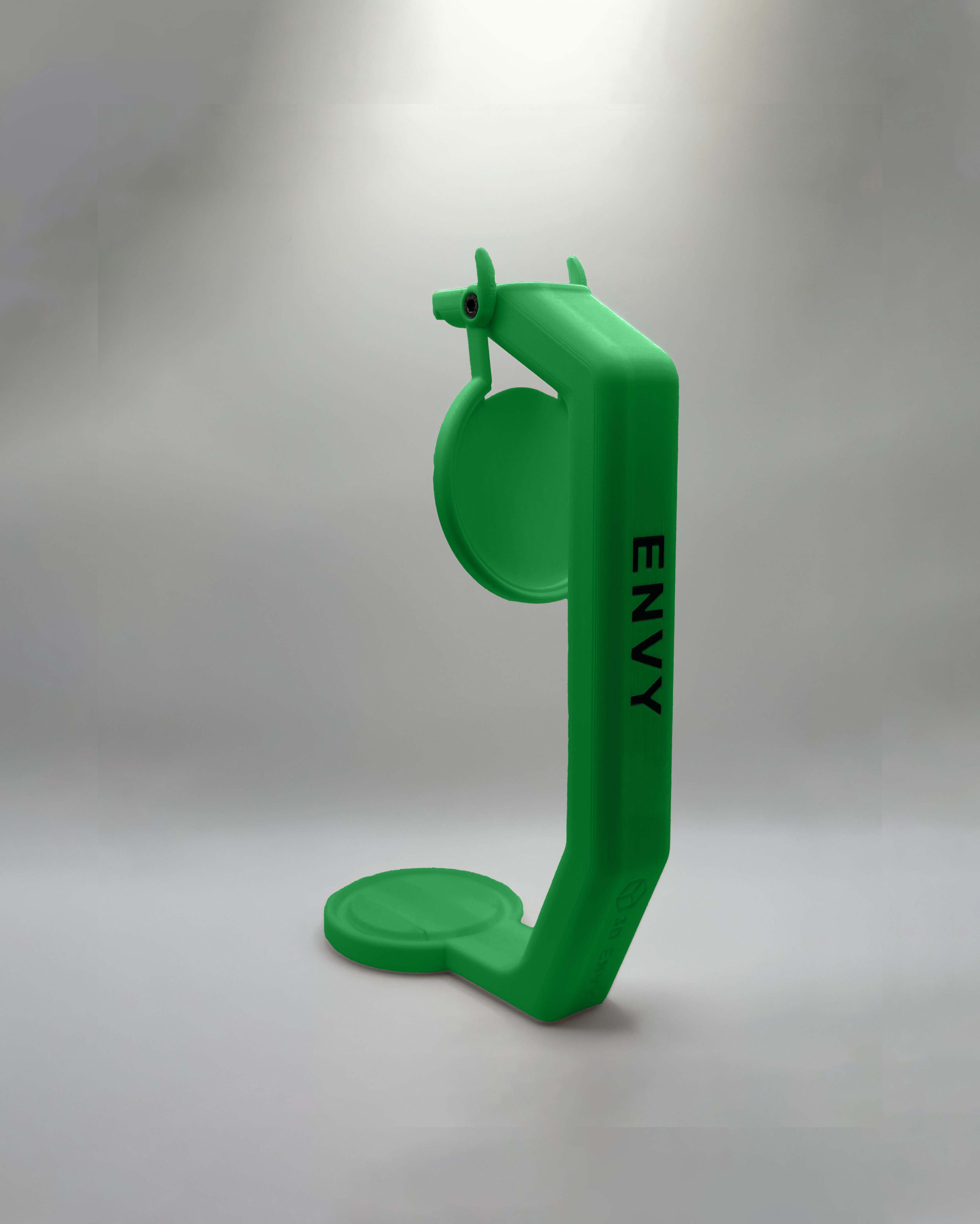 Držalo za pločevinke z barvnim imenom