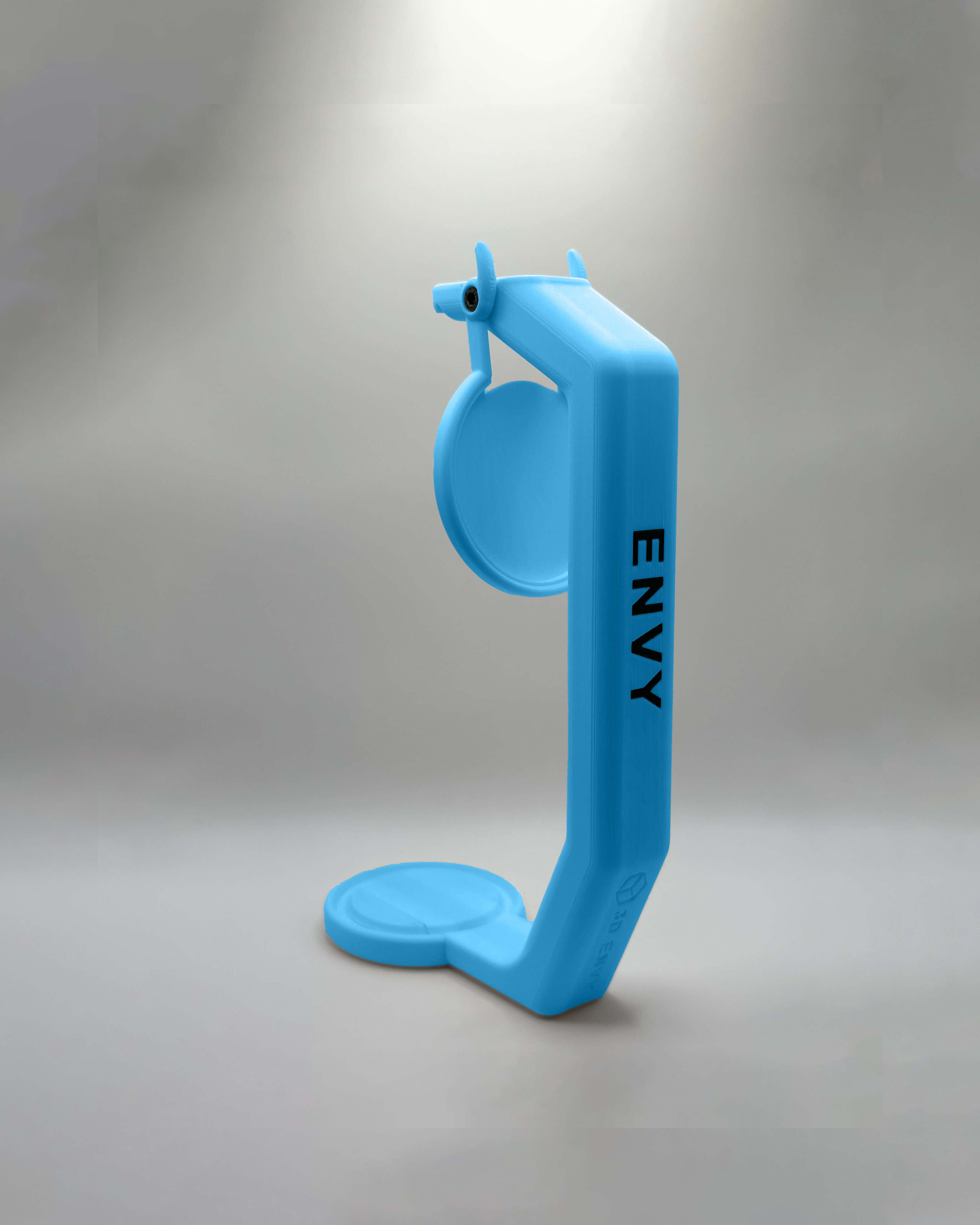 Držalo za pločevinke z barvnim imenom