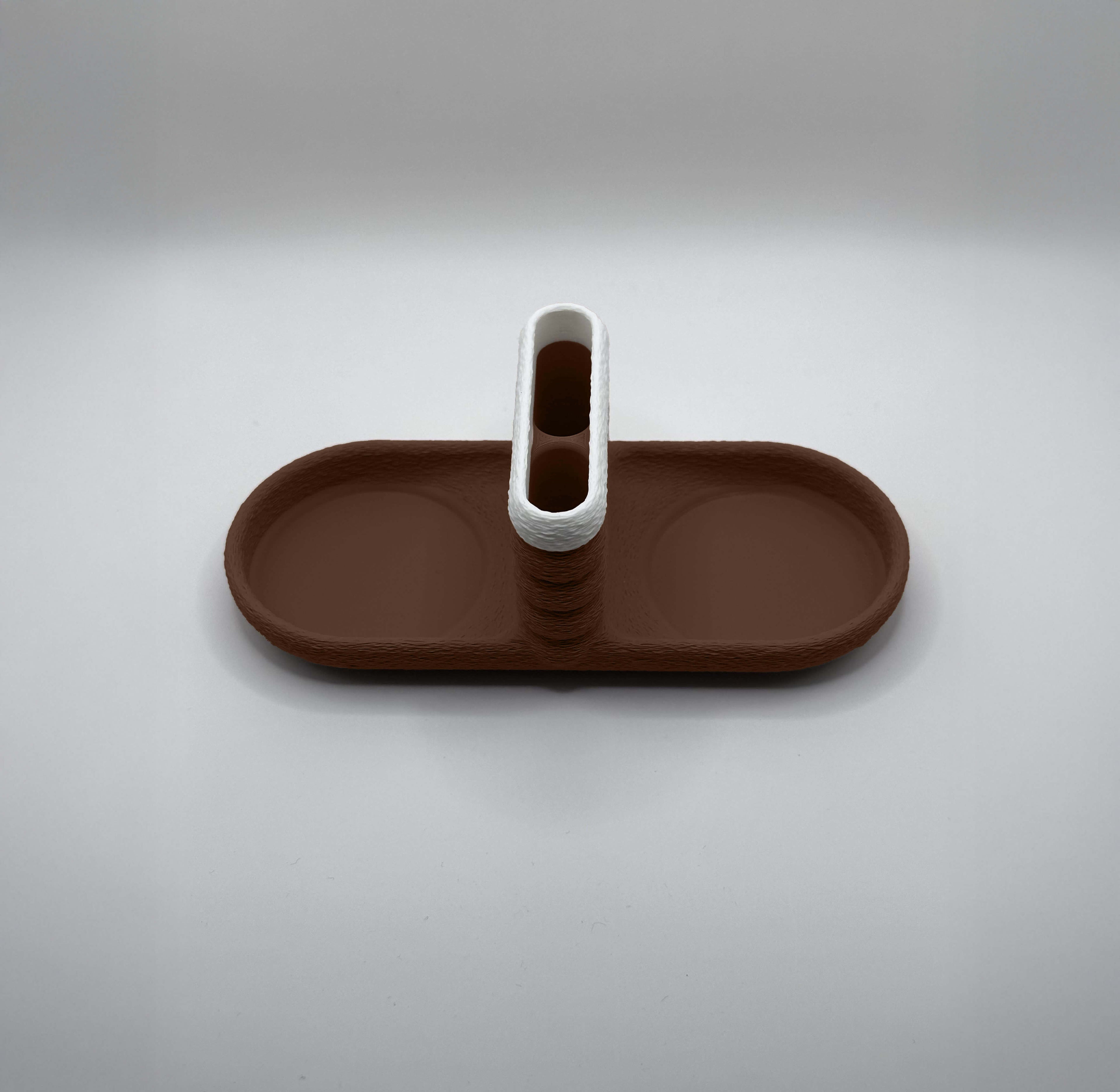 Stojalo za solnico in poprnico