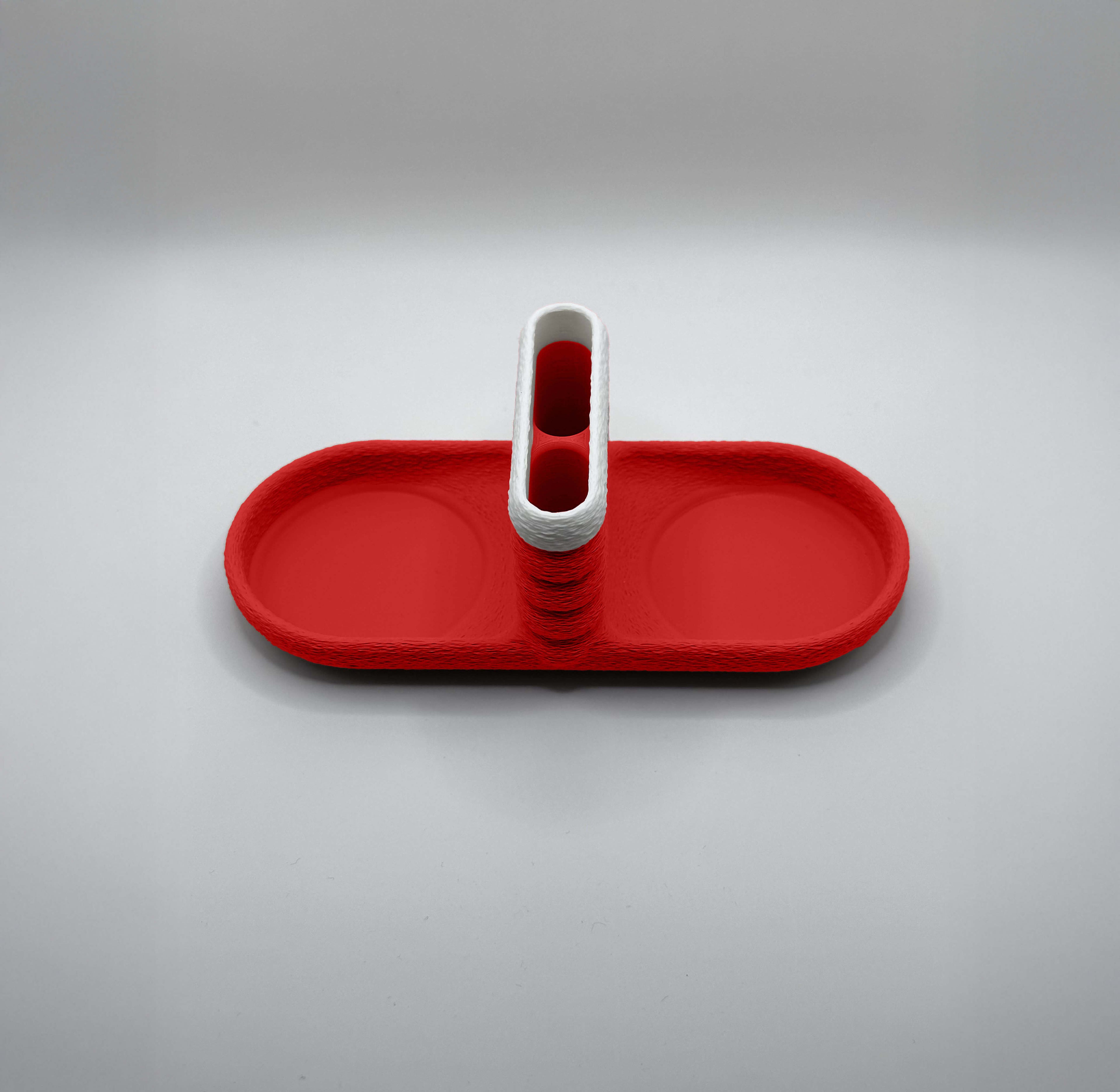 Stojalo za solnico in poprnico