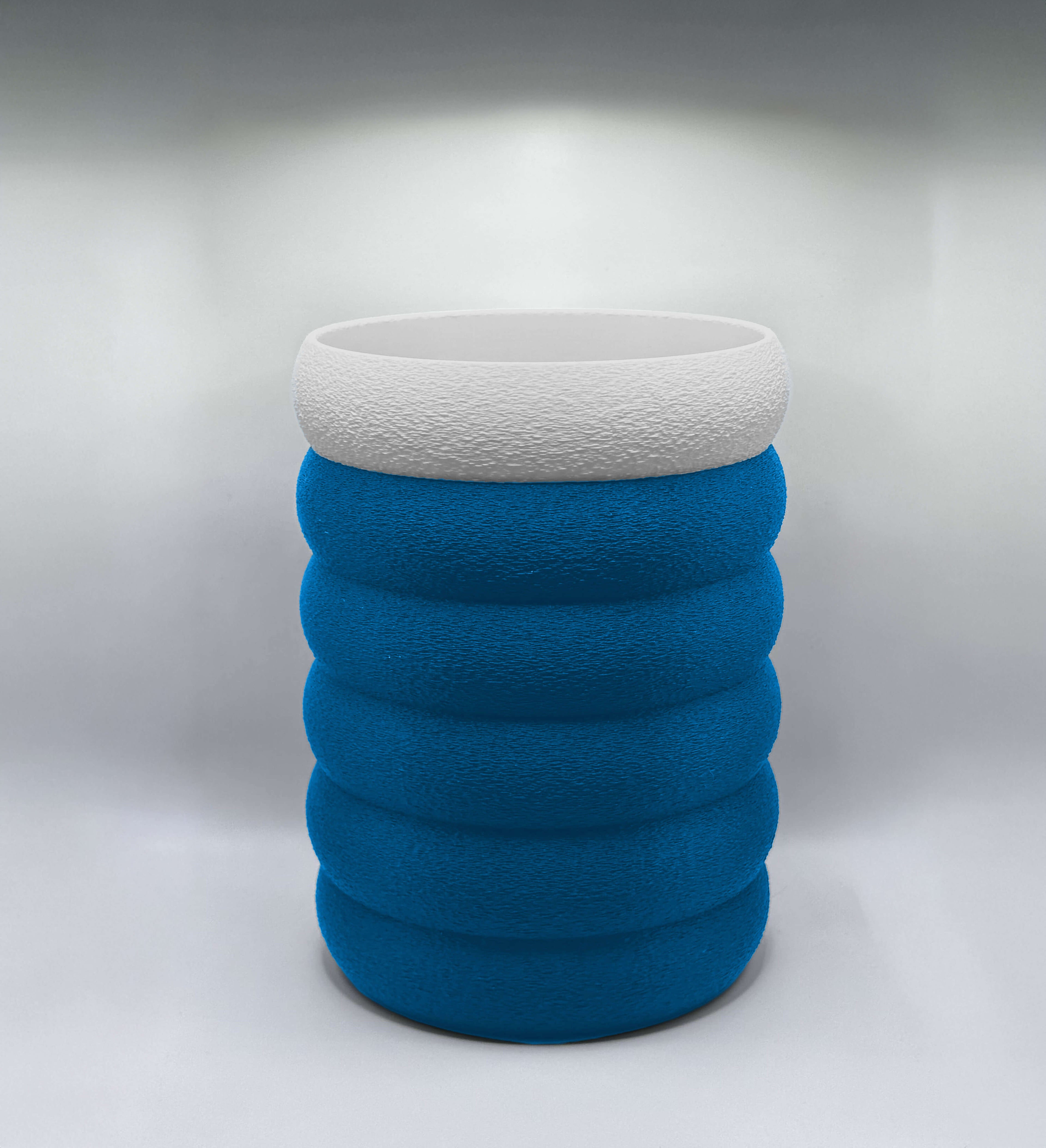 Držalo za kuhinjski pribor