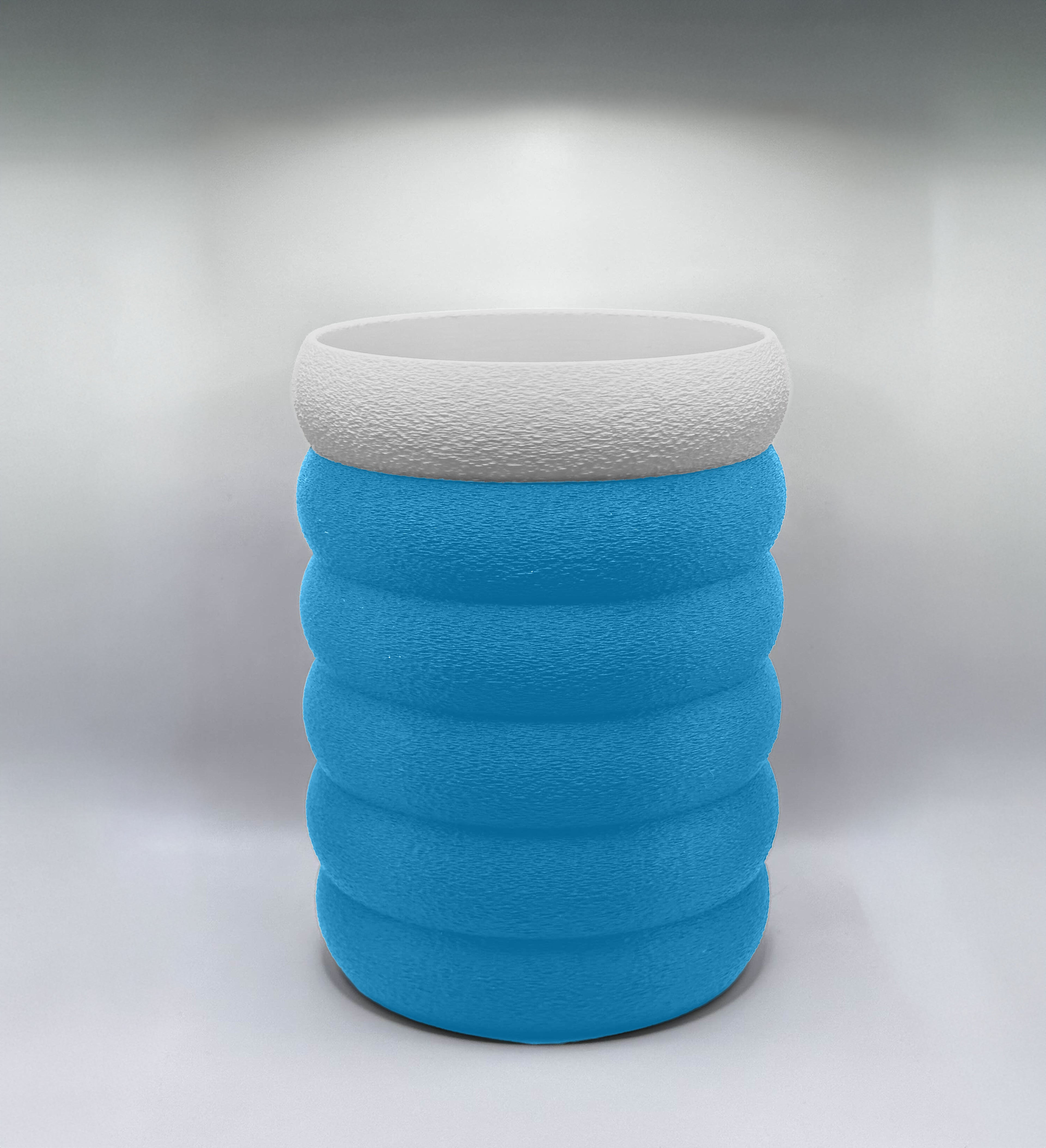 Držalo za kuhinjski pribor